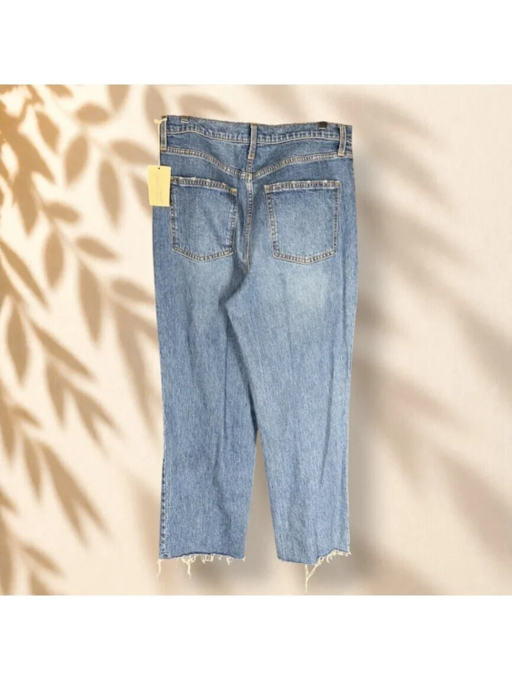 New Universal Thread Jeans Women 14 Blue Denim Medium Wash Distressed Cut Off